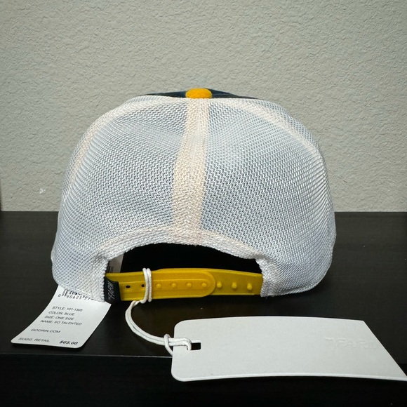 Goorin Bros Trucker Ugly Christmas Sweater capsule “So Talented" Gifted Bear - Picture 4 of 8